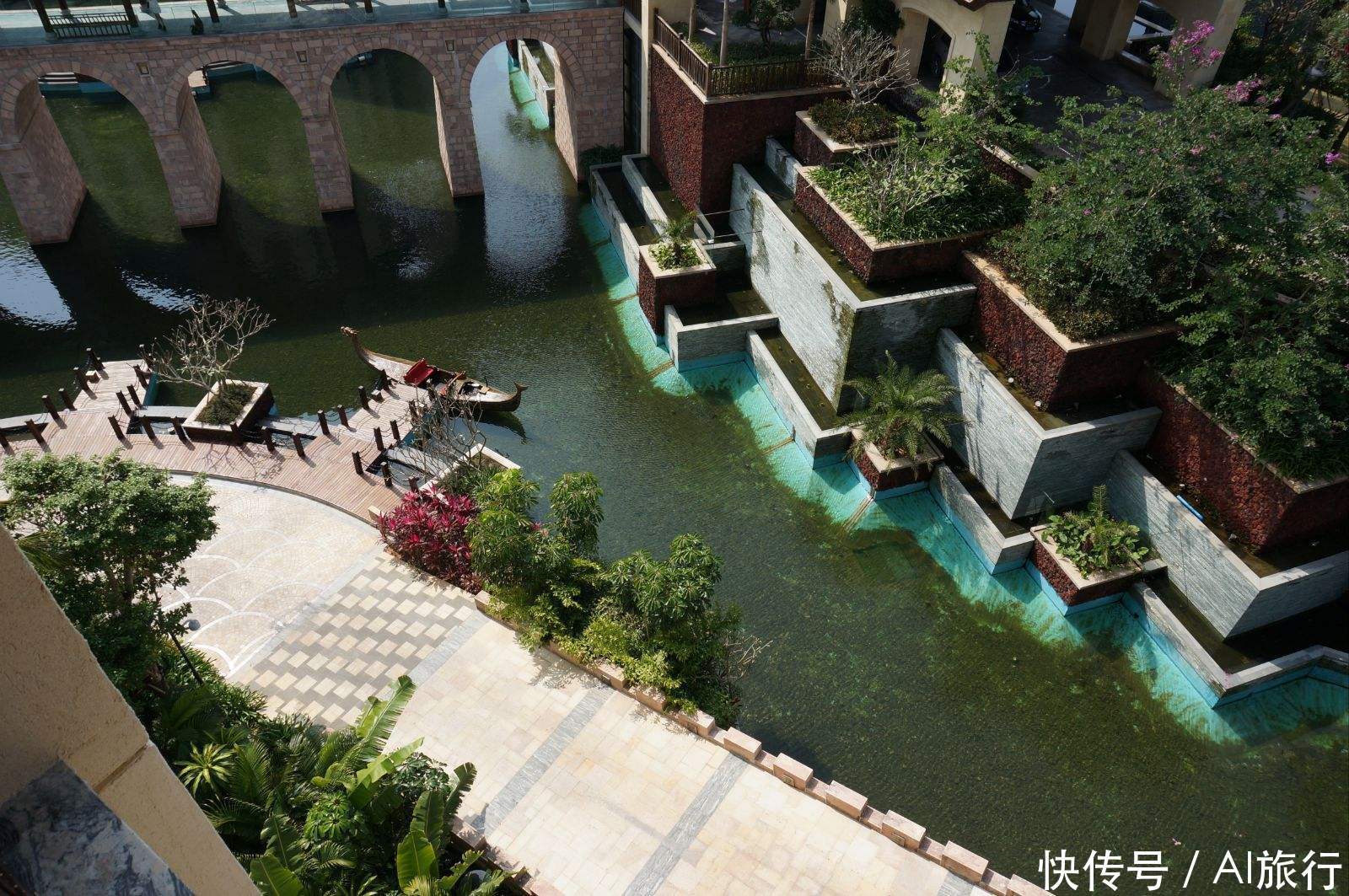 中国又一自食恶果的景区，物价飞涨商家逃离，连当地人都想搬家！