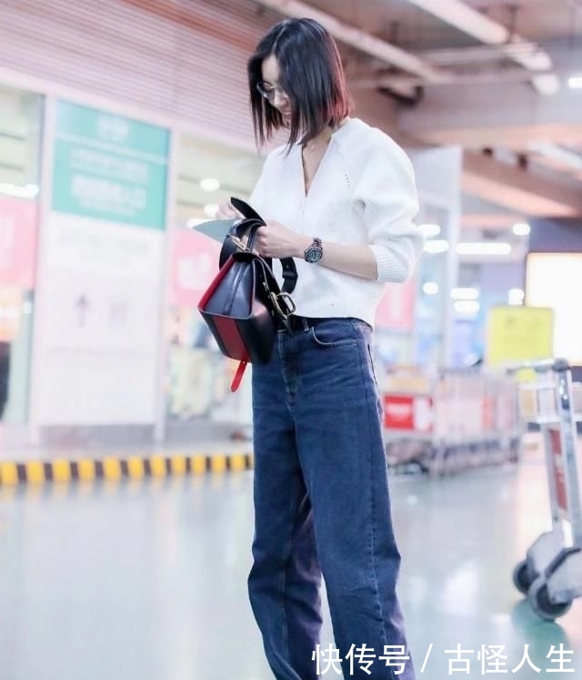 #牛仔外套#刘雯为什么偏爱这条牛仔裤?亲试简直不要太藏肉!