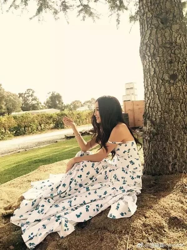 这条裙子人人都有，但80%的人都穿成了村姑！有时候土不是你的错