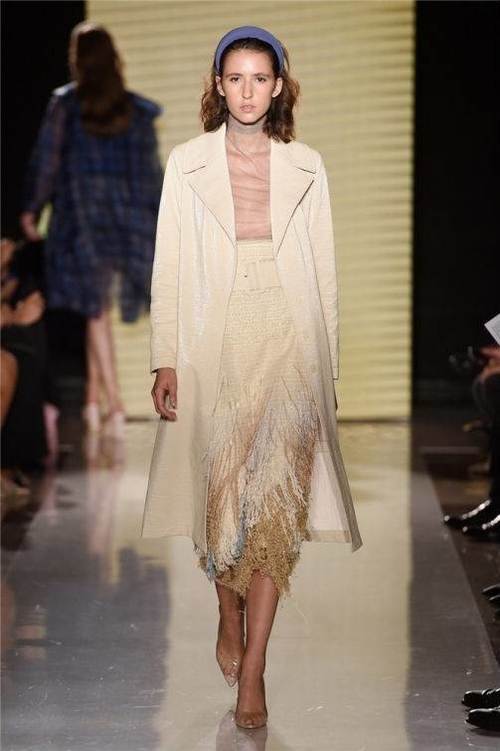 首次亮相米兰时装周，PSALTER诗篇带你用时装写作