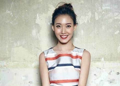 星二代出身,美貌不输高圆圆,出道18年零绯闻,如