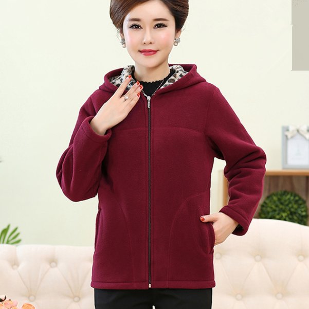 看完这些时髦的上衣，风衣妈妈都不想穿了，太洋气又减龄