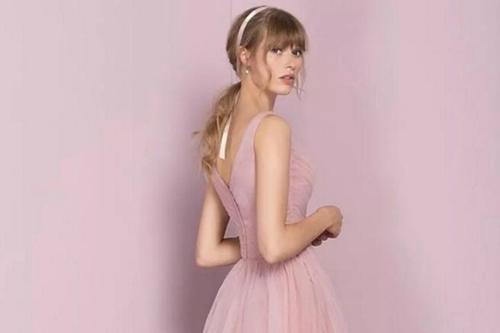 参加婚礼这样穿,得体优雅hin时髦!