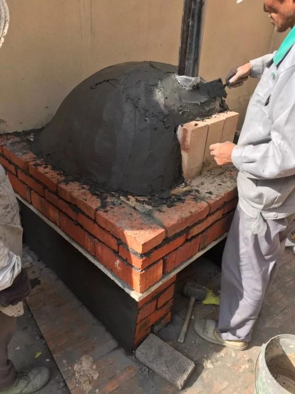  「姑娘」浙江一姑娘在自家院子里砌了个烤窑，结果…太羡慕了！