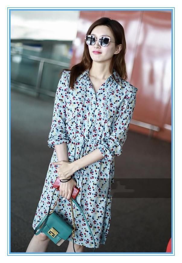 没有江疏影的气质真别穿碎花裙，像谢娜这样穿成大妈就尴尬了!