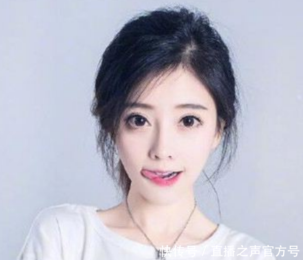 斗鱼女主播吃鸡月入240万,秒杀冯提莫和XDD