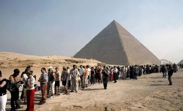 十一旅游真相:你被朋友圈的照片骗了多久?