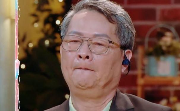 「画面感」陈乔恩艾伦确定恋爱,两人定情一吻画面感人!谁注意陈爸爸表情?