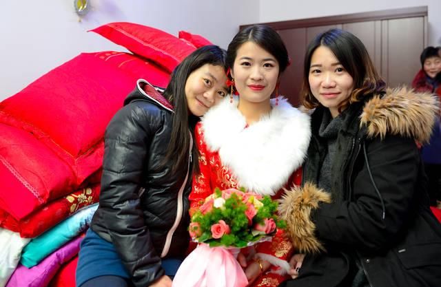  「彩礼」农村“彩礼买妻”成新风，刚说要限制，又有农民反对，