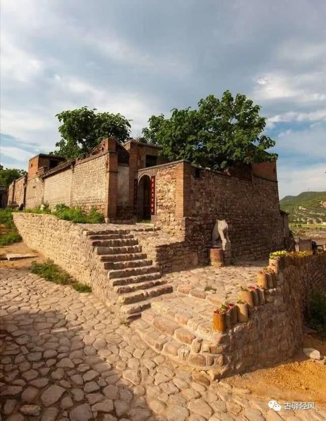  陶瓷：?露天陶瓷博物馆——井陉南横口千年陶瓷水镇