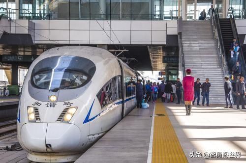 世界上最累的航班，飞行一次需要19个小时，连空姐都扛不住！