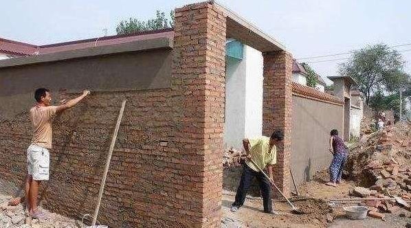 农村严禁私自盖房，咋盖的咋拆掉，老农反问一句，专家没话说了