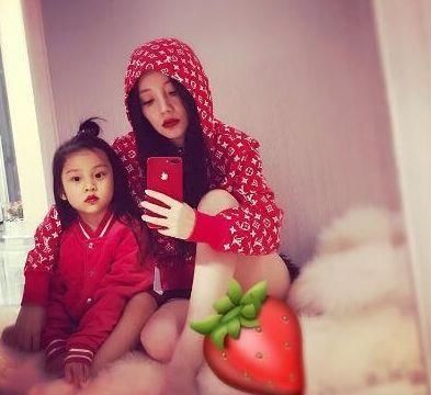 李小璐连续胜诉5例，首次正面否认做头发事件，网友好样的！