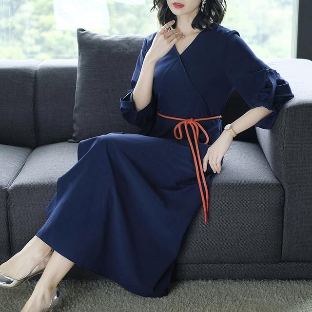 这“赫本”秋裙，竟比旗袍洋气，比真丝高贵，一辈子有一件就够了