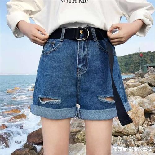 露大腿的季节到了, 选高腰牛仔短裤穿出迷人的大腿和翘臀