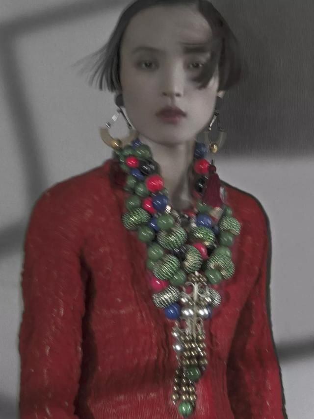 时尚圈到底在发生什么？看本季的广告大片你就知道了