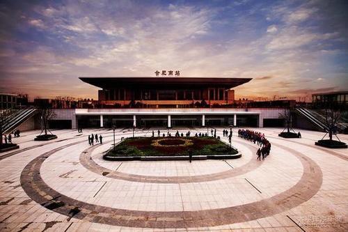 中国八纵八横高铁规划，缔造八大米字型枢纽城市，有你家乡吗