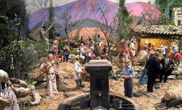  『彩色泥人』马法国赛特色是什么，美丽神奇的普罗旺斯