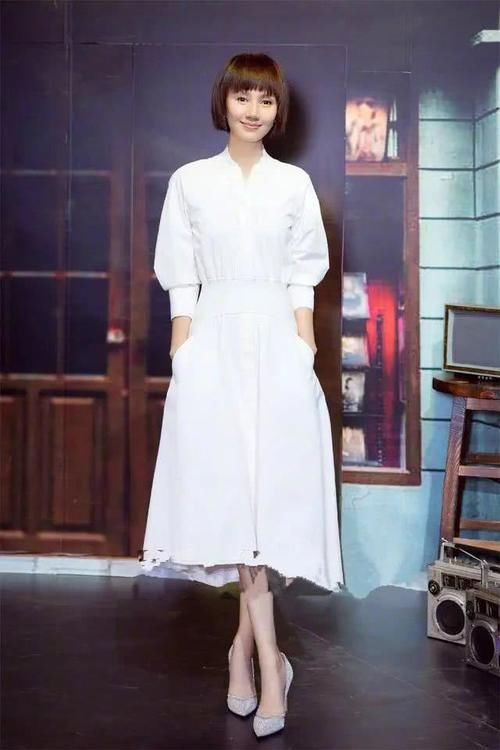  「女人」年过三十的女人，建议穿这4条裙子，时尚优雅显气质