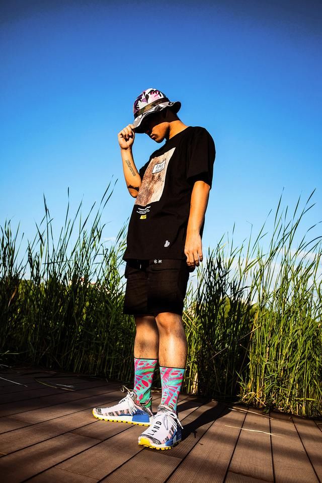 提前开箱上脚!看一眼就觉得很贵的鞋,竟然还带有神秘代码!