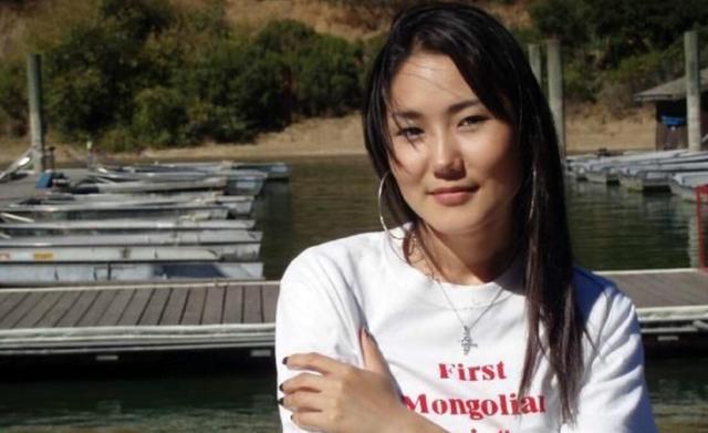 大量外蒙古美女涌进中国，她们都依靠什么生活？原来是做这项工作