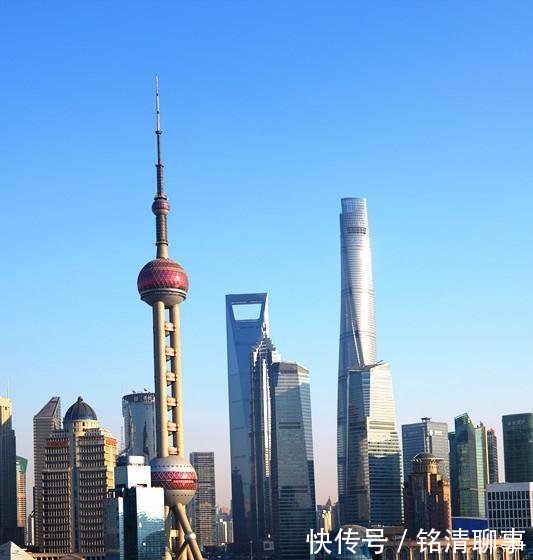 耗资300亿的摩天大楼即将建成, 中国第一高楼称号将易主