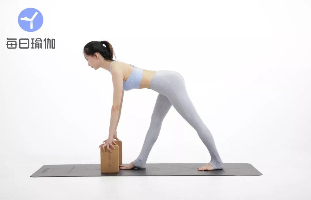 要想拥有超模美腿，修正腿型才是关键