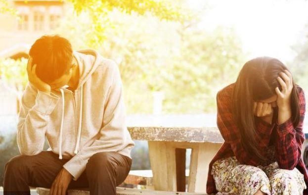 和相亲认识的女朋友,刚开始谈婚论嫁,然而因为