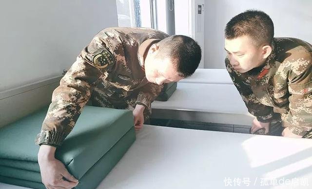  把自己：新兵下连已经20多天了，了解一下那些刻骨铭心的时刻