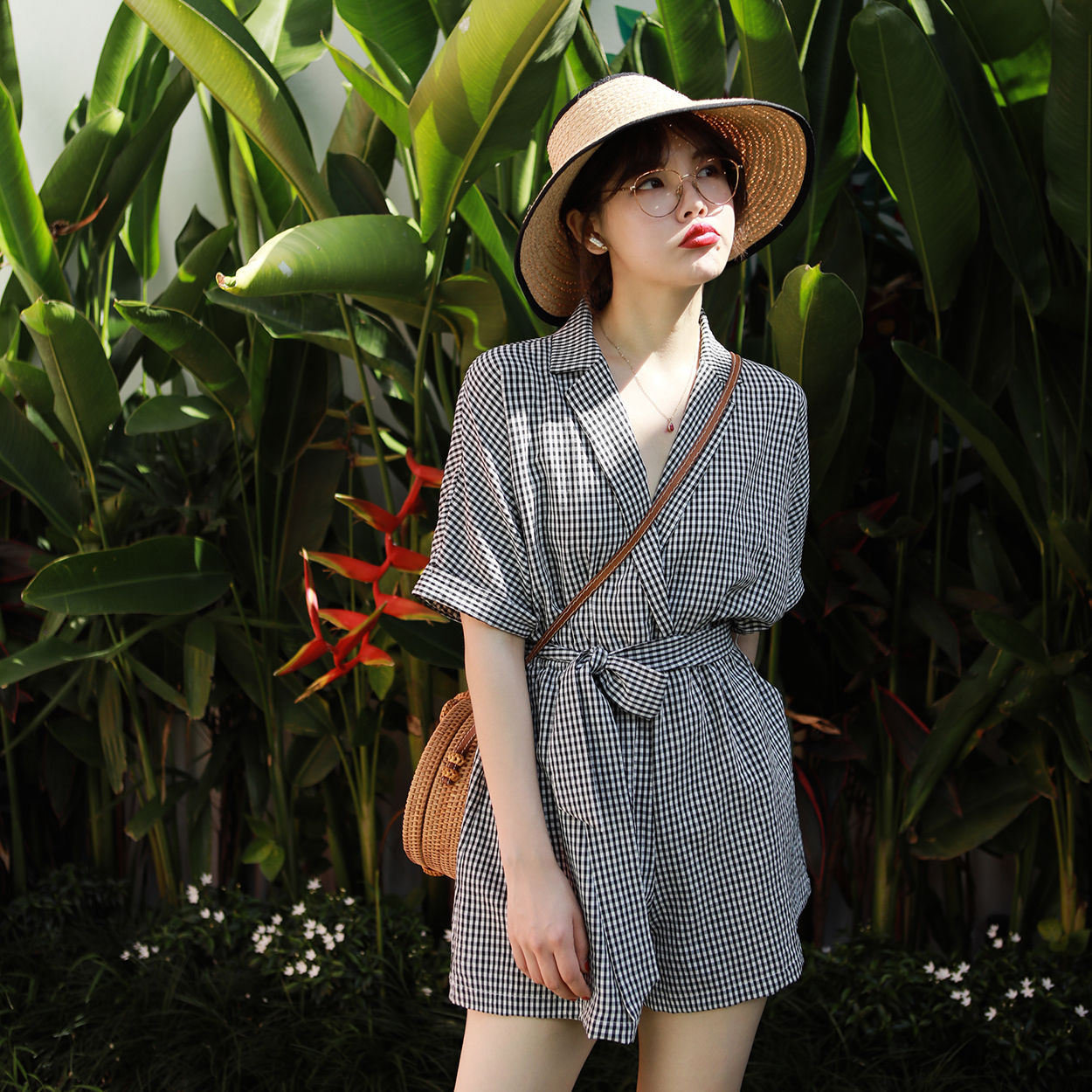 比裙子还要清爽时髦的连体短裤，收腰提臀，尽显曲线美，动心