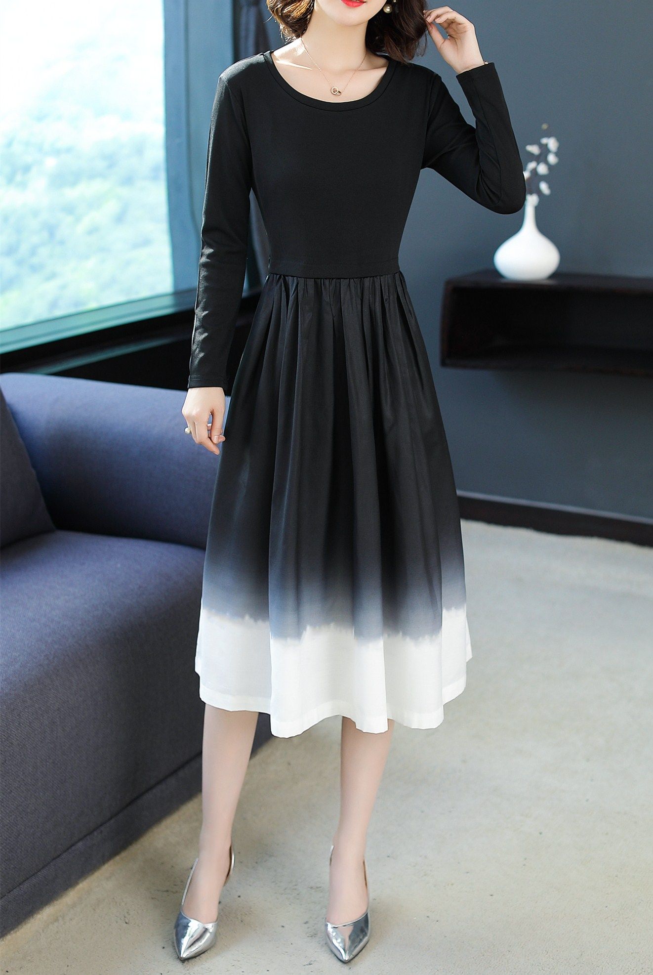 号称“裙中之贵”的棉麻连衣裙，既有民族味又时尚味，文艺不挑人