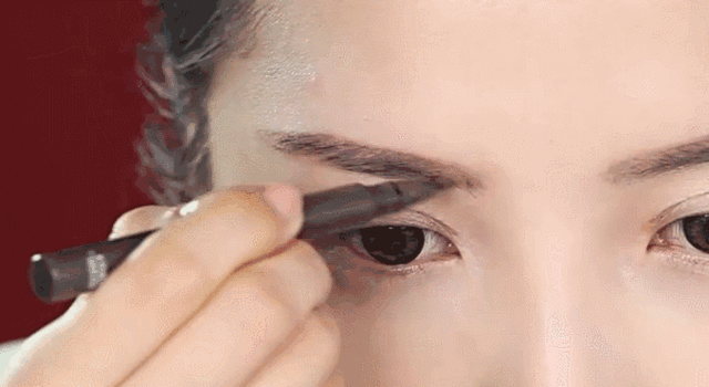 零基础也能学会的面试妆，让你在面试官眼前脱颖而出！