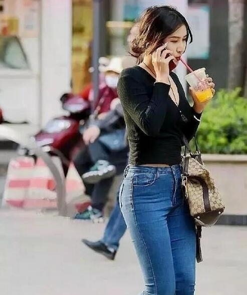 「唯妙」美丽高跟,小姐姐高跟唯妙唯俏,你确定这是秋天?