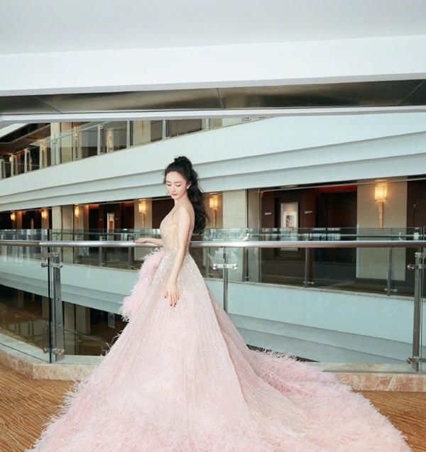 星光大赏打光遭吐槽