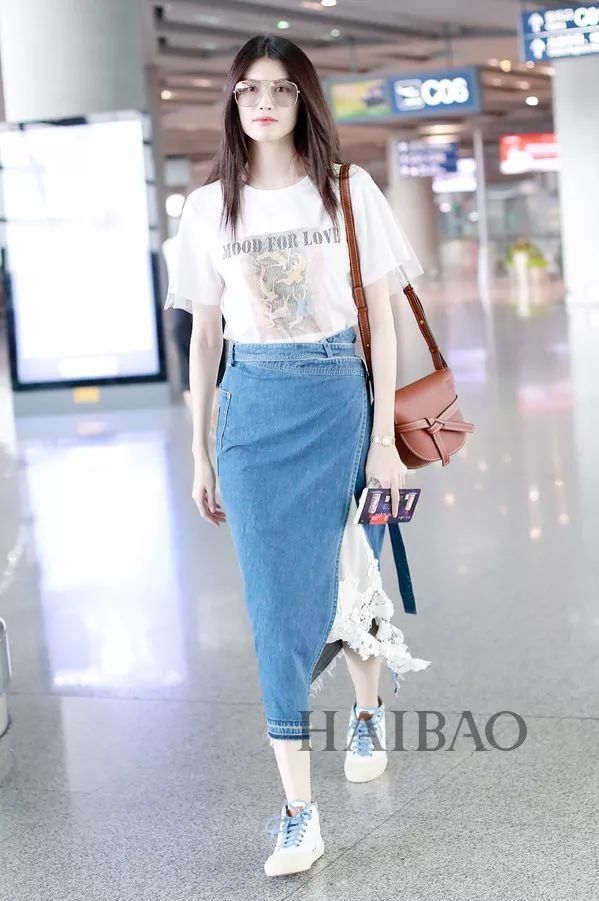 朱亚文女儿这么可爱!关晓彤鹿晗都见过家长了?【海报街拍】