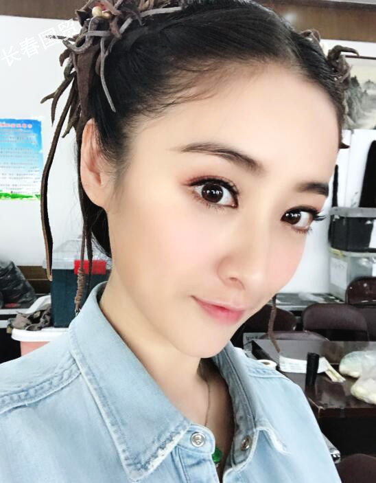 她是张艺谋再婚超生事件第一爆料人,当年被质疑炒作,如今已结婚