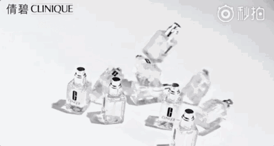 他和你男人一样只穿基本款，为啥他这么时髦?