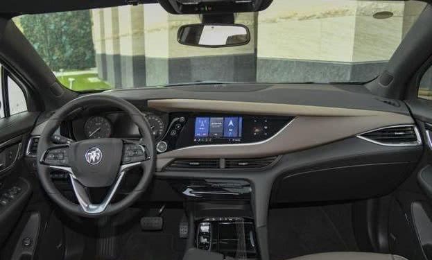  上市@上市遭“热捧”！自重2吨长5米，比普拉多漂亮10倍，却便宜13w