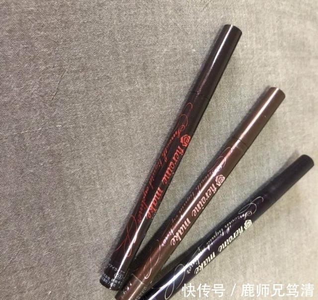 眼线液笔：眼线工具大有学问，想要放大双眼，应该这么选
