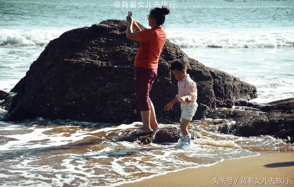 中国北方藏着一座唯美海岛，景色不输泰国，海鲜自己捡来吃