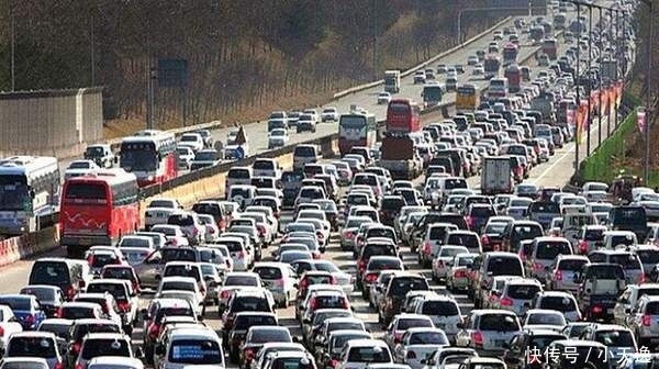  春运@美国媒体惊叹春运：厉害了中国！放在任何国家交通都会瘫痪