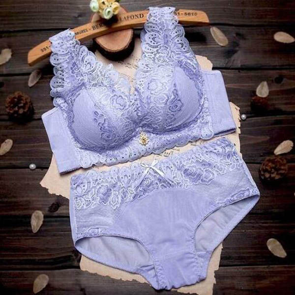 调整型聚龙文胸套装，增加胸部丰满，展现性感胸部线条