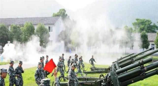 军队里，为什么7要念成“拐”，0要念成 “洞”，原来大有用处