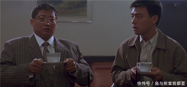 宝宝和妈妈合作