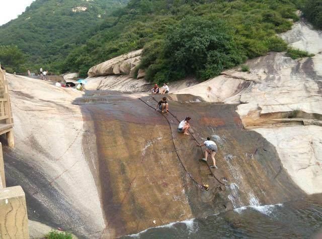 河南省唯一一个走“水路”的景区，还有3D玻璃栈道