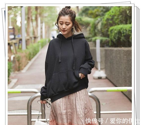  提升：缎面半身裙的15种日系穿搭look，提升春季造型高级感的不二之选