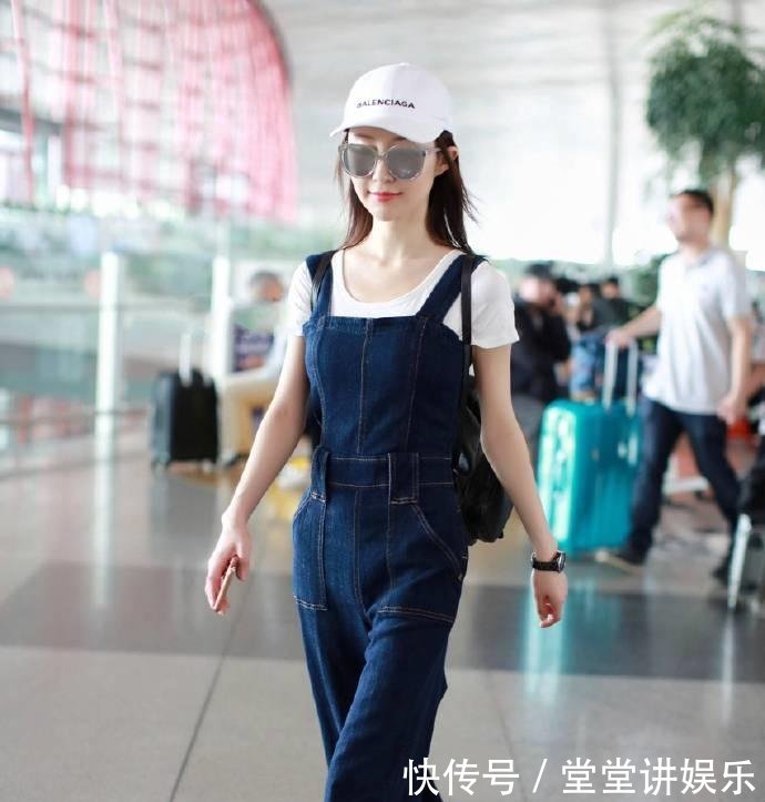 舒畅新造型惊艳了! 除了身上的风衣外套, 还有下身的阔腿裤!