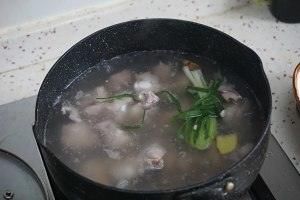  『酸酸甜甜』酸酸甜甜的梅子酱排骨