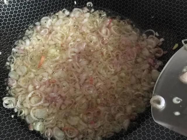  『有钱』清明前后，有钱没钱都要多吃此物，尤其是女人，错过还要再等一年