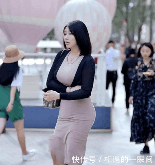 街拍 微胖身材下的包臀裙, 这种视觉享受, 其实也是美!